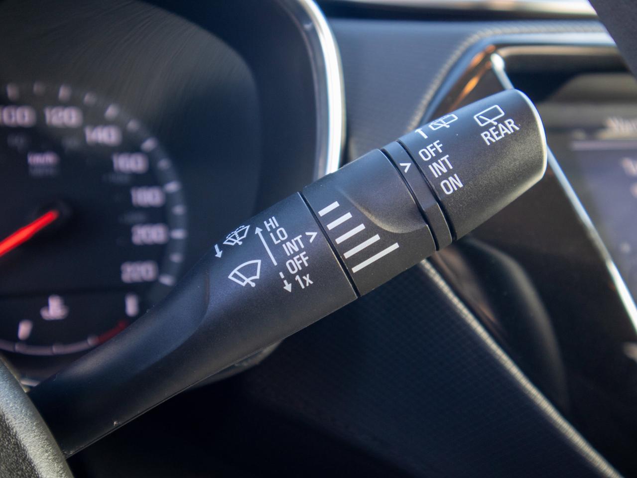 2023 Chevrolet TrailBlazer LT -  7 Inch Touchscreen, Power Seats Photo