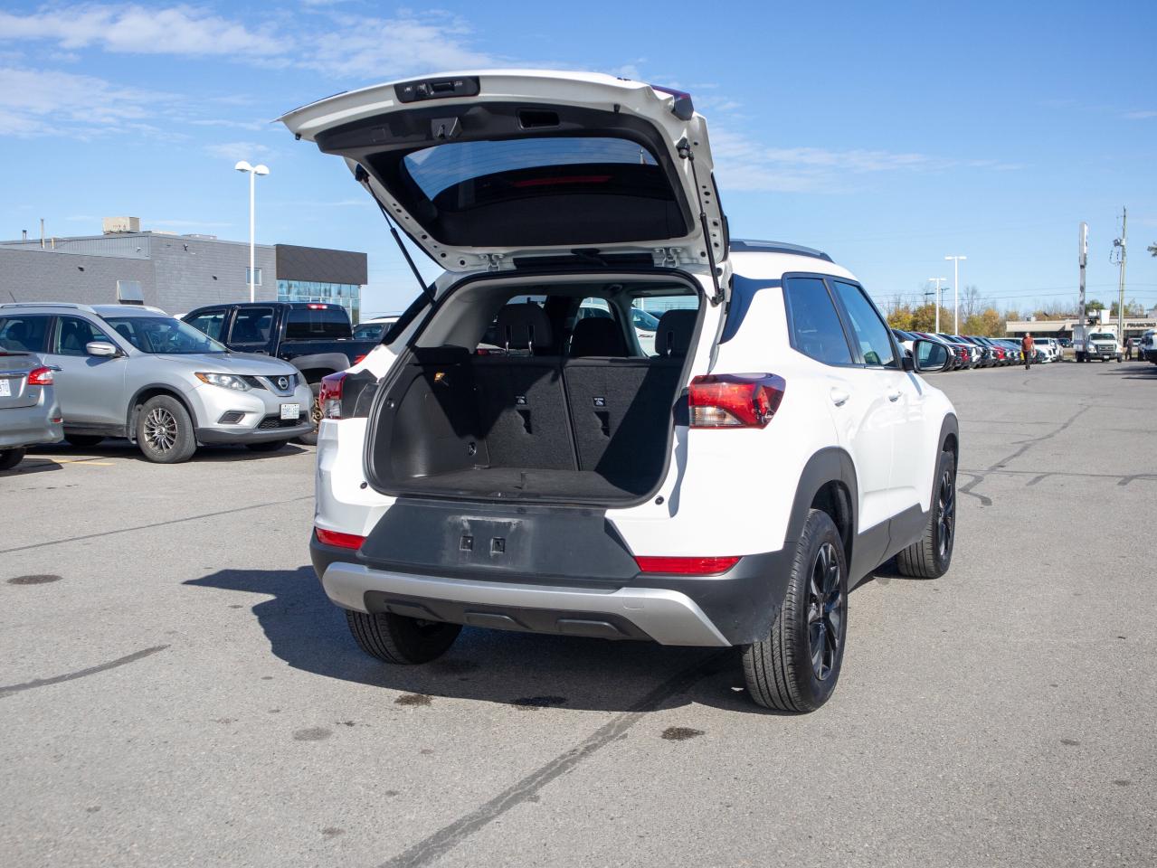 2023 Chevrolet TrailBlazer LT -  7 Inch Touchscreen, Power Seats Photo