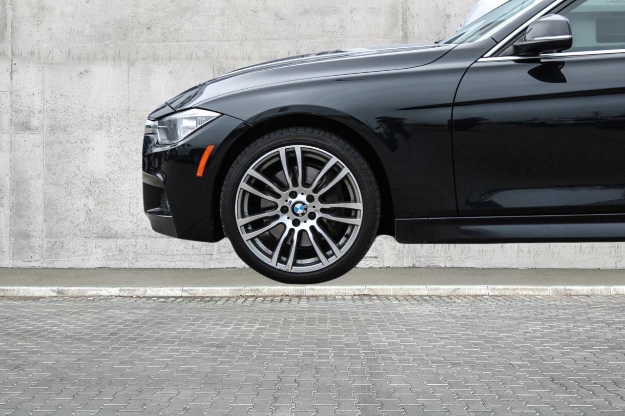 2015 BMW 3 Series 335i xDrive AWD  SiriusXM HtdSeats Sunroof Photo