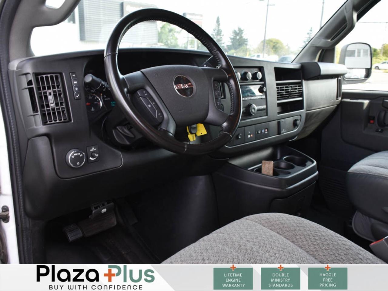 2020 GMC Savana Cargo Van VdpUrlEn Photo