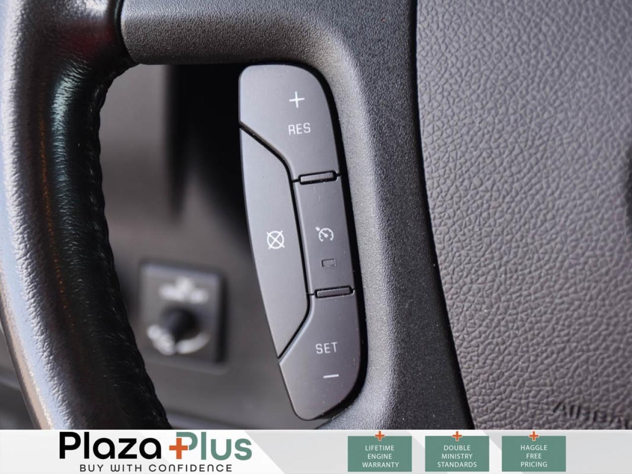 2020 GMC Savana Cargo Van VdpUrlEn Photo