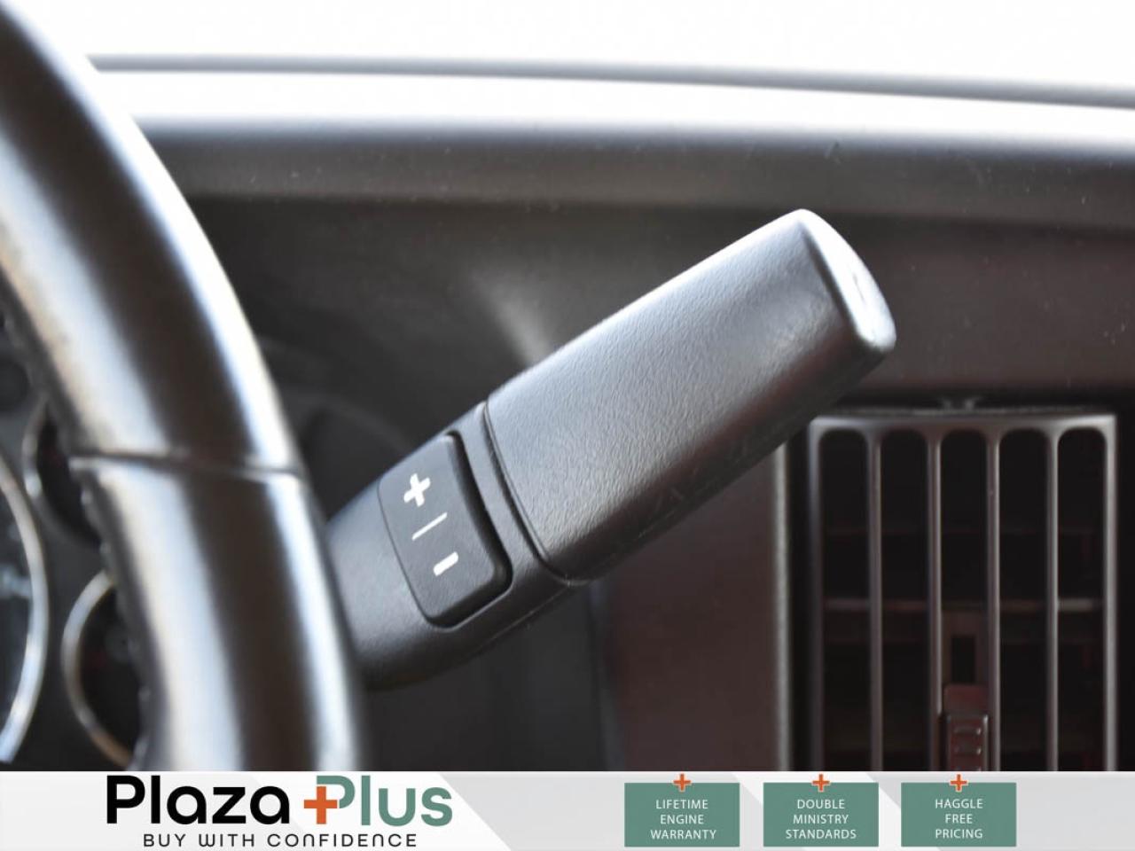 2020 GMC Savana Cargo Van VdpUrlEn Photo