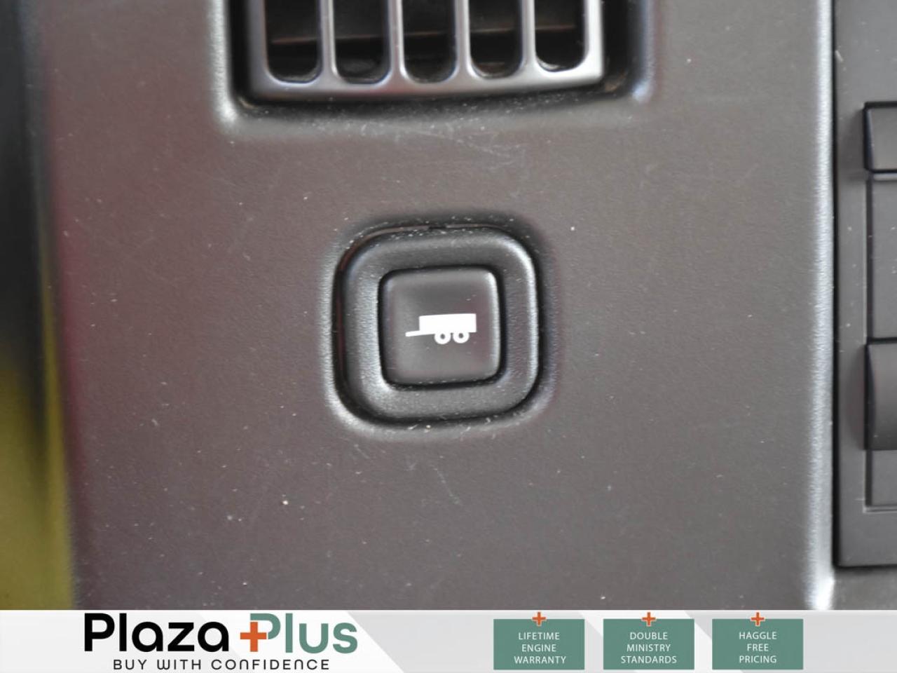 2020 GMC Savana Cargo Van VdpUrlEn Photo