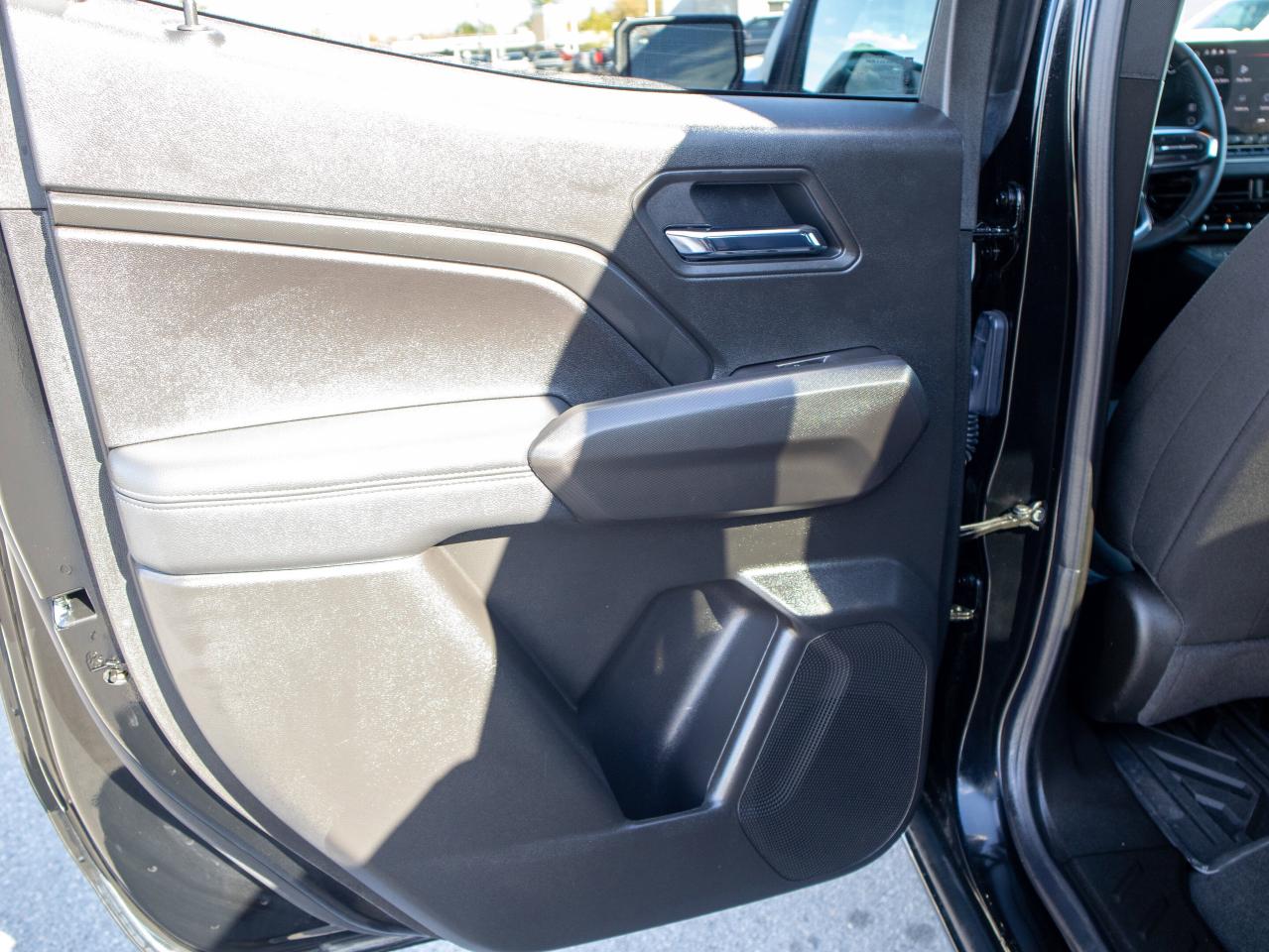 2025 GMC Canyon Elevation - Rear All-Terrain Tires Photo