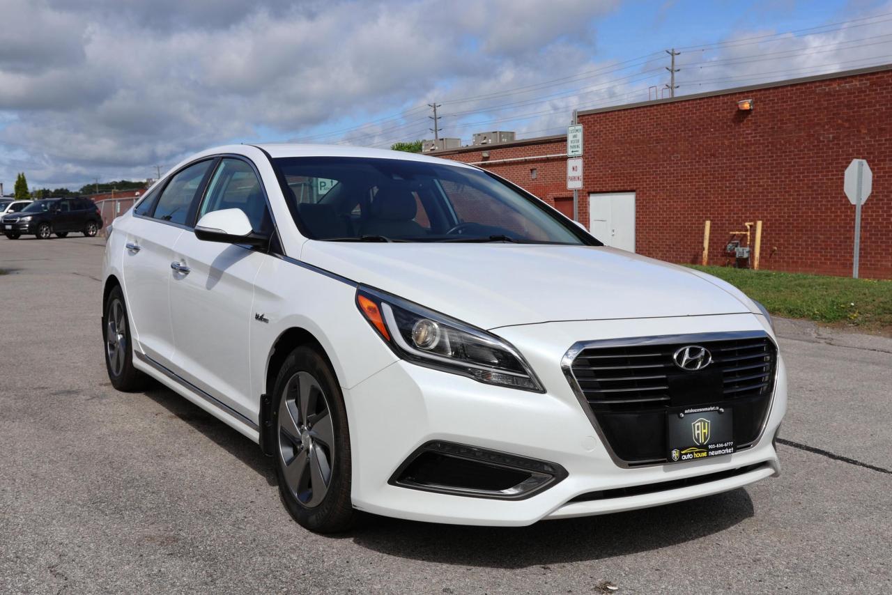 2017 Hyundai Sonata ULTIMATE/NAV/LEATHER/B CAM/CARPLAY/PUSH START/BLIS Photo