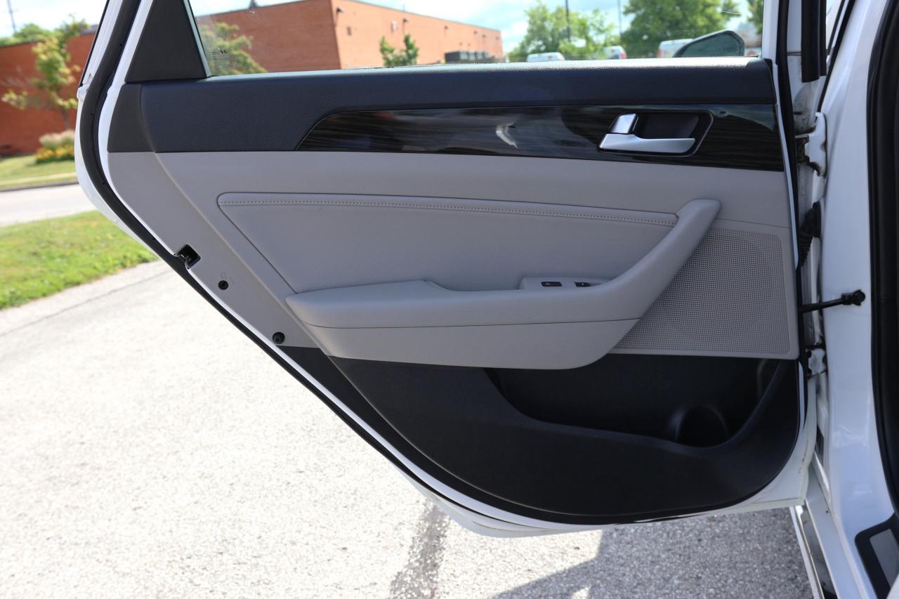 2017 Hyundai Sonata ULTIMATE/NAV/LEATHER/B CAM/CARPLAY/PUSH START/BLIS Photo