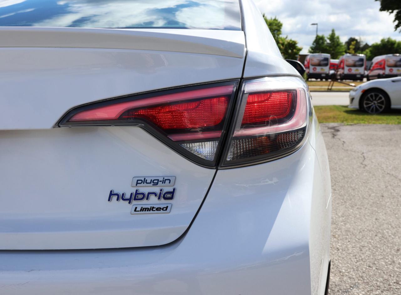 2017 Hyundai Sonata ULTIMATE/NAV/LEATHER/B CAM/CARPLAY/PUSH START/BLIS Photo