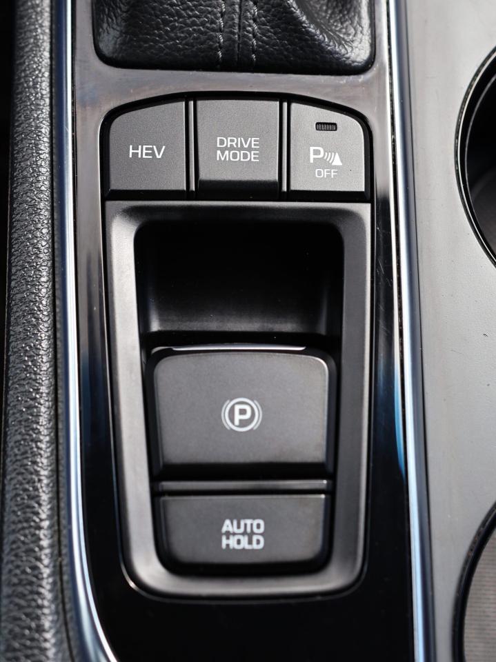 2017 Hyundai Sonata ULTIMATE/NAV/LEATHER/B CAM/CARPLAY/PUSH START/BLIS Photo