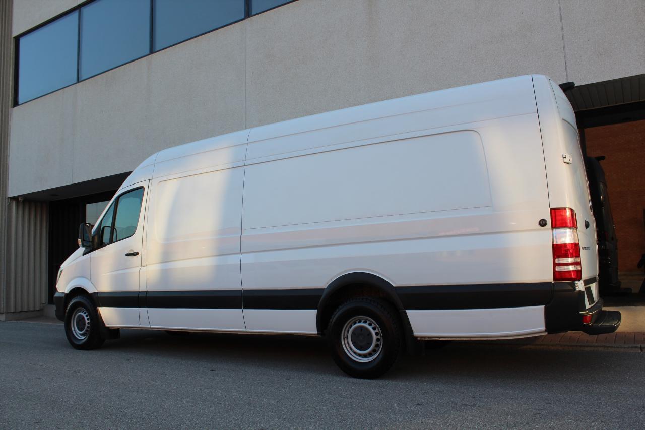 2018 Mercedes-Benz Sprinter Cargo Van 177" EXTRA EXTENDED - "3.0L DIESEL" - "3 SEATER" Photo0