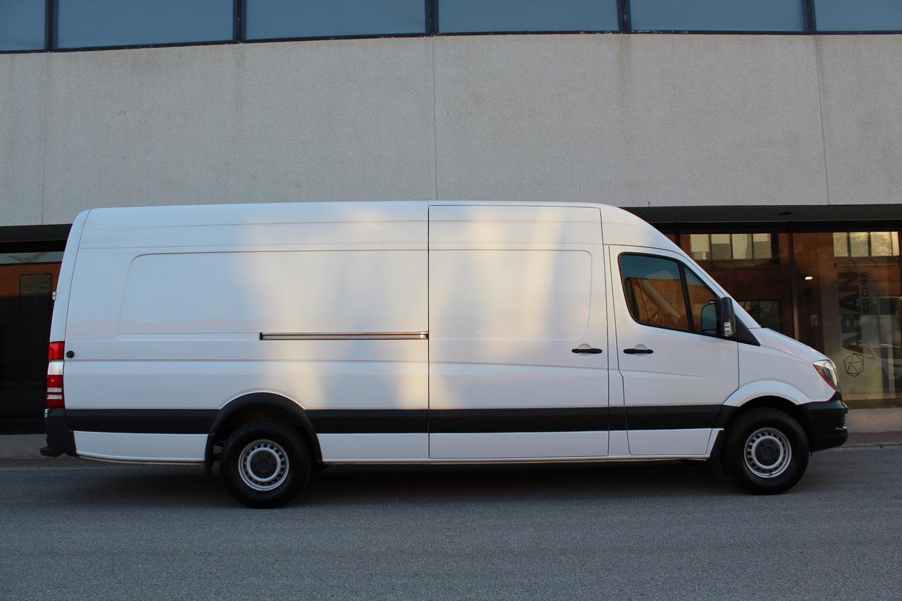 2018 Mercedes-Benz Sprinter Cargo Van 177" EXTRA EXTENDED - "3.0L DIESEL" - "3 SEATER" Photo
