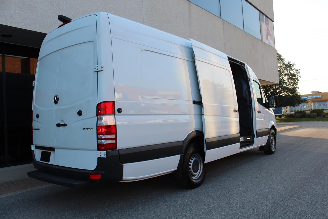 2018 Mercedes-Benz Sprinter Cargo Van 177" EXTRA EXTENDED - "3.0L DIESEL" - "3 SEATER" Photo