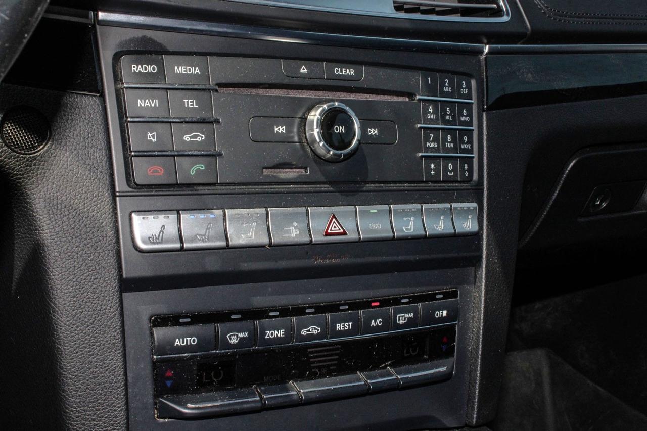 2017 Mercedes-Benz E-Class Cabriolet E 550  Gps BkpCam HtdSeats Photo