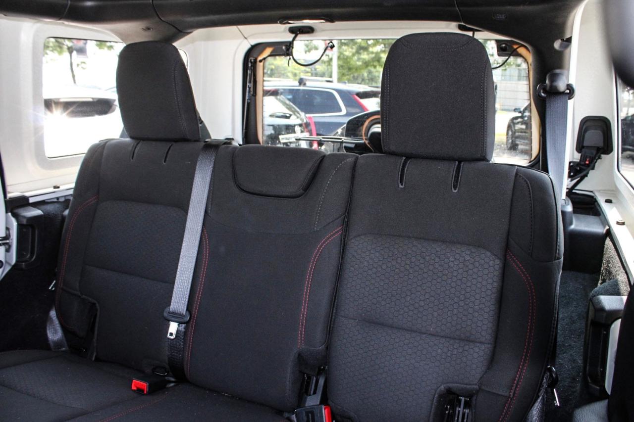 2023 Jeep Wrangler 4 Door Rubicon 4x4  Gps SiriusXM BkpCam HtdSeats Photo