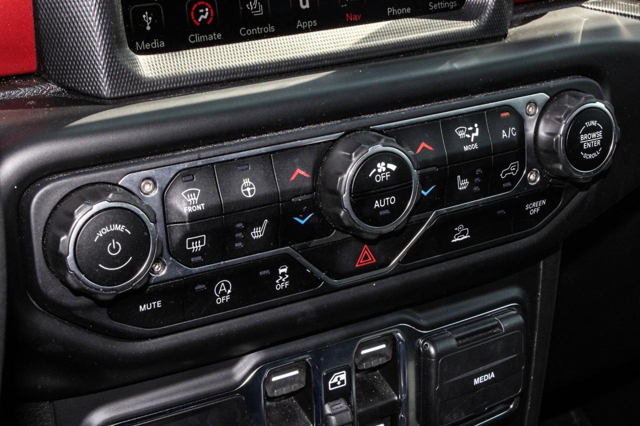 2023 Jeep Wrangler 4 Door Rubicon 4x4  Gps SiriusXM BkpCam HtdSeats Photo