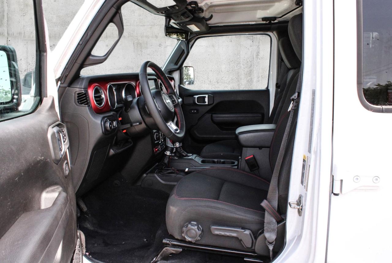 2023 Jeep Wrangler 4 Door Rubicon 4x4  Gps SiriusXM BkpCam HtdSeats Photo