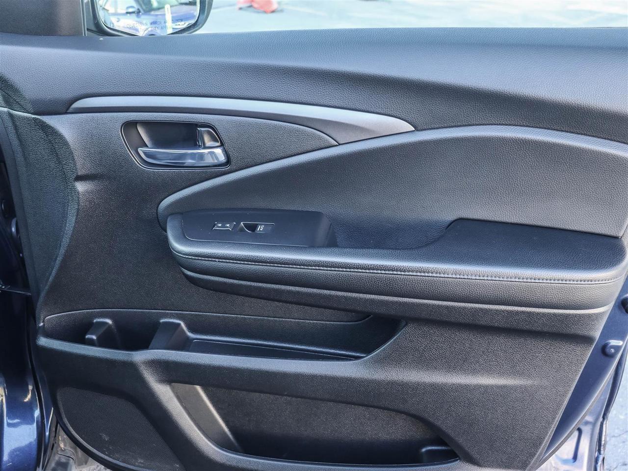 2021 Honda Passport EX-L AWD SUNROOF LEATHER Photo