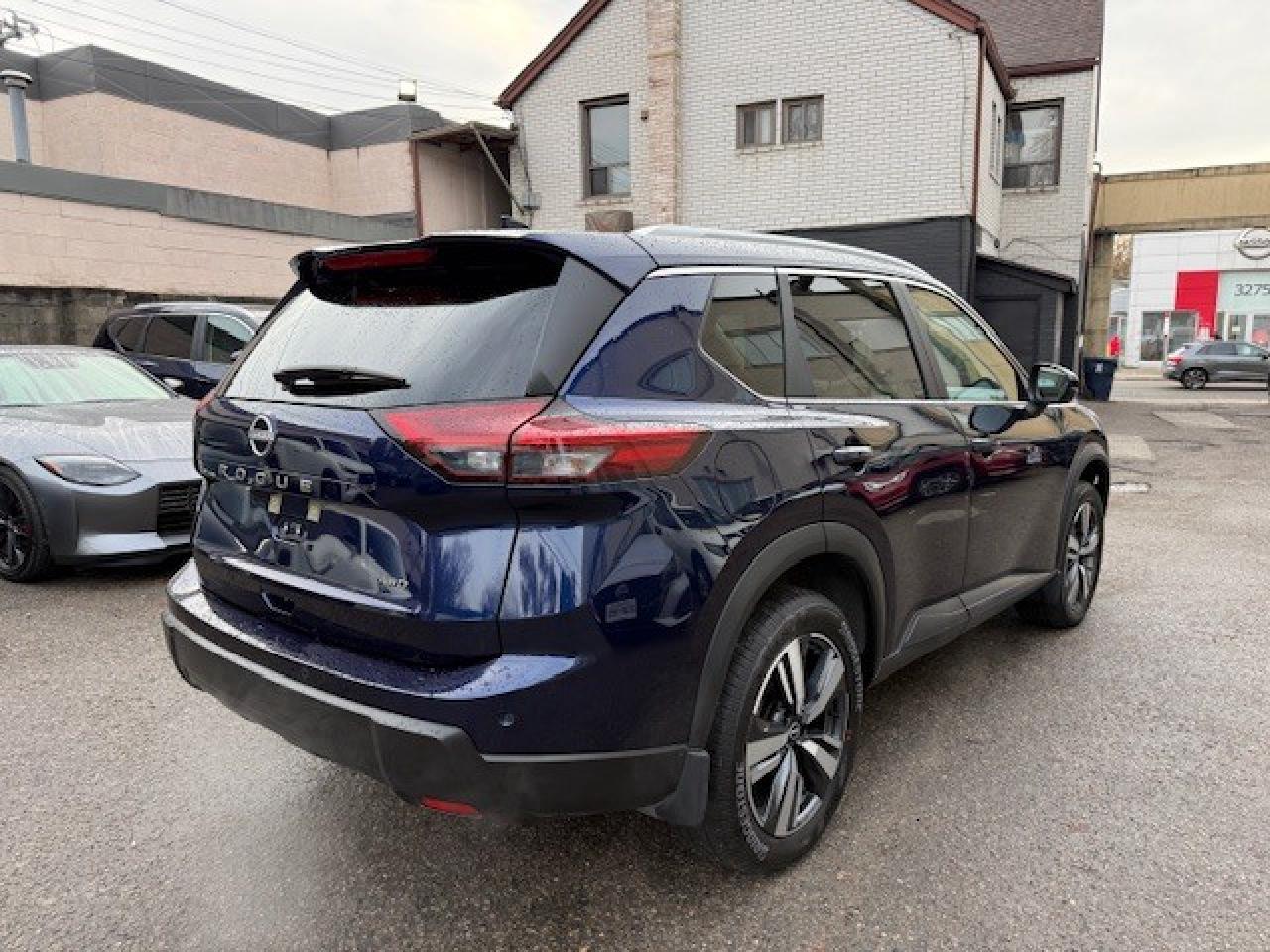 2025 Nissan Rogue SV PREMIUM, PRIMA-TEX, 360 CAM, PRO-PILOT, 19" AL Photo4