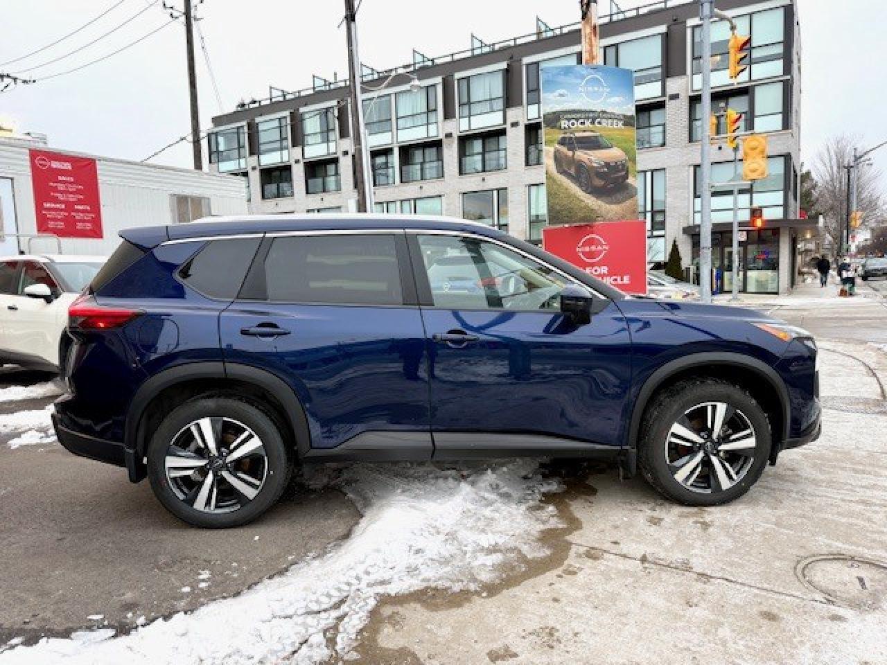 2025 Nissan Rogue SV PREMIUM, PRIMA-TEX, 360 CAM, PRO-PILOT, 19" AL Photo