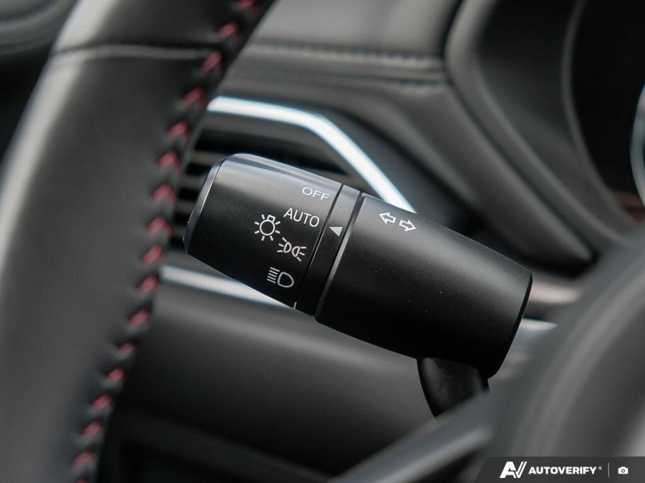 2023 Mazda CX-5 Sport DesignPOWER TAILGATE, SUNROOF, NAV, CARPLAY, Photo