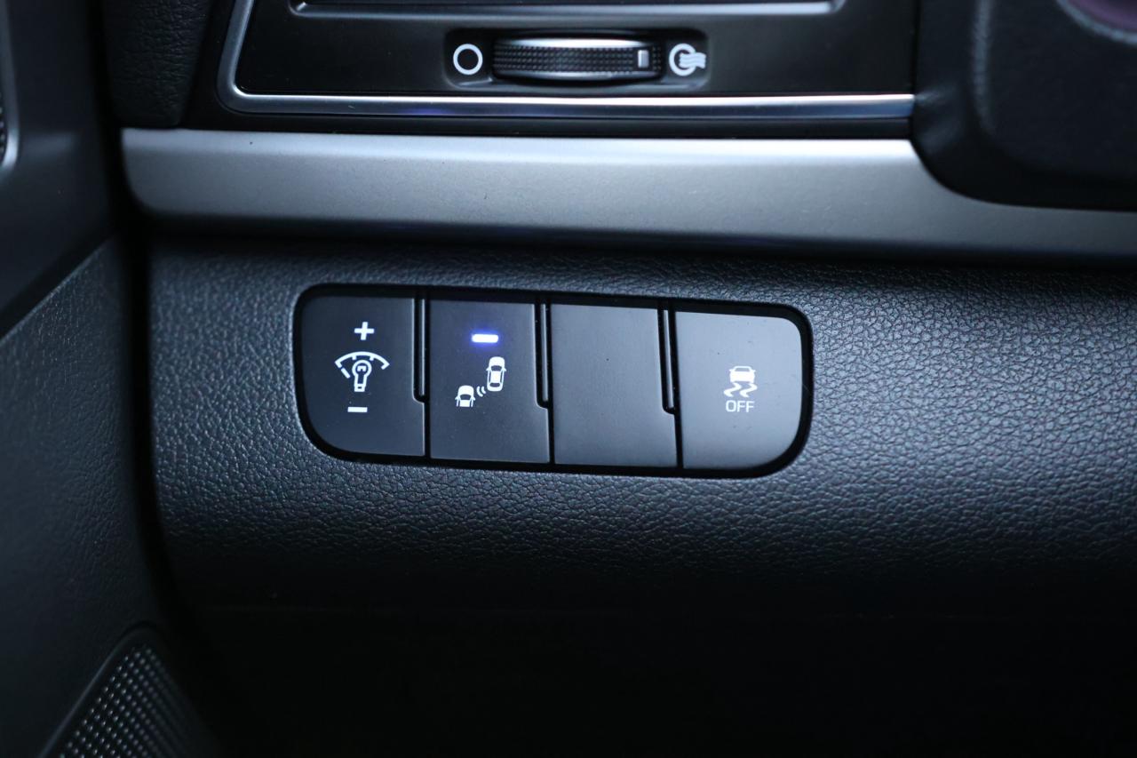 2018 Hyundai Elantra GL-AUTO/APPLE CARPLAY&ANDROID AUTO/BLIS/B CAM/H SE Photo