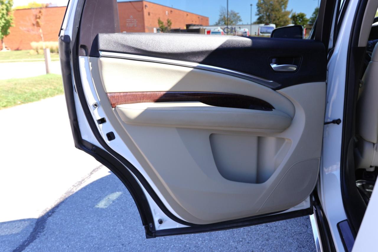 2017 Acura MDX SH-AWD-7PASS-TECH/NAV/LEATHER/SUNROOF/ADAPT CRUISE Photo