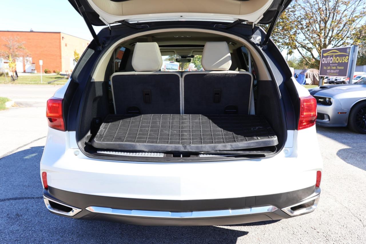 2017 Acura MDX SH-AWD-7PASS-TECH/NAV/LEATHER/SUNROOF/ADAPT CRUISE Photo