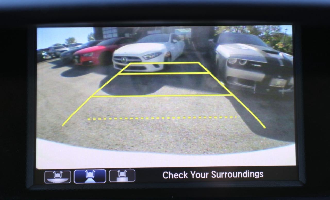 2017 Acura MDX SH-AWD-7PASS-TECH/NAV/LEATHER/SUNROOF/ADAPT CRUISE Photo