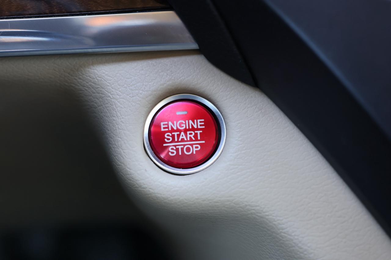 2017 Acura MDX SH-AWD-7PASS-TECH/NAV/LEATHER/SUNROOF/ADAPT CRUISE Photo