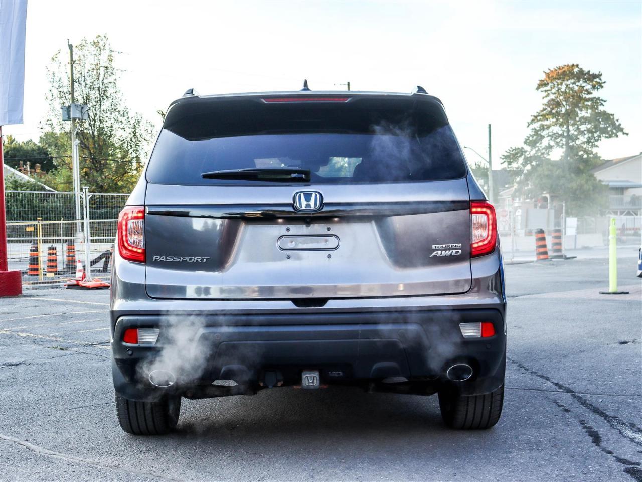 2020 Honda Passport Touring AWD LEATHER NAVI SUNROOF Photo