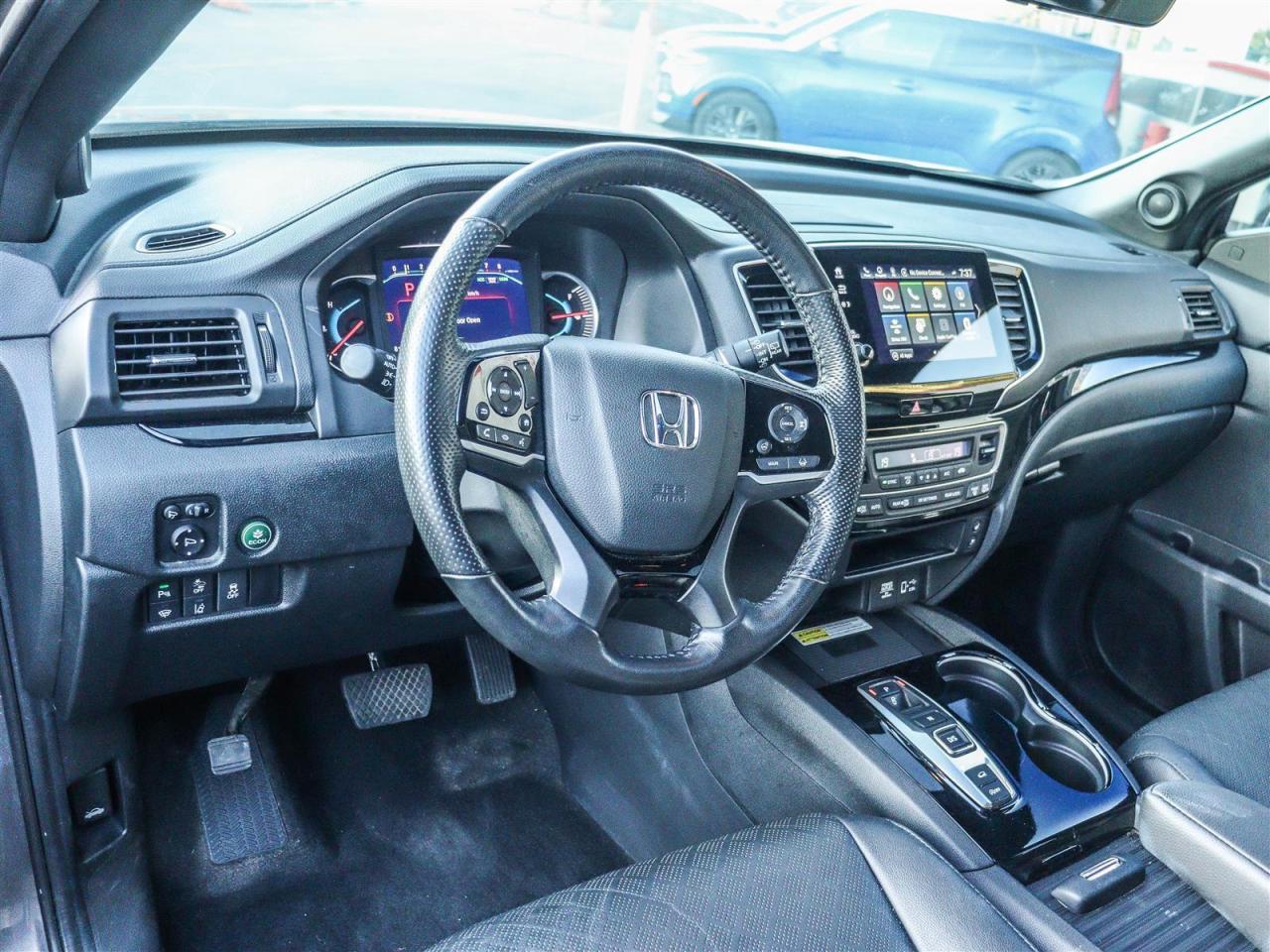 2020 Honda Passport Touring AWD LEATHER NAVI SUNROOF Photo