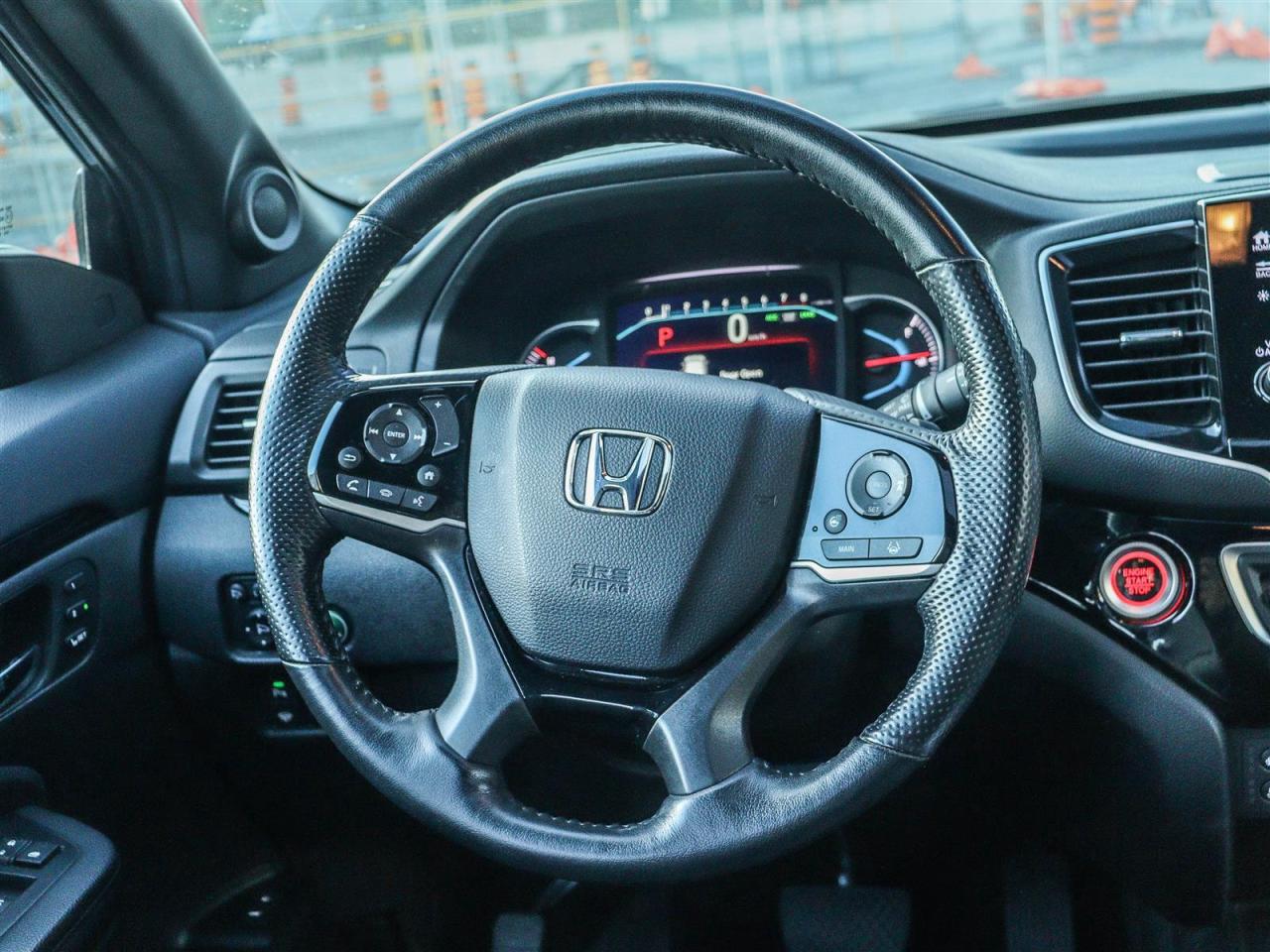 2020 Honda Passport Touring AWD LEATHER NAVI SUNROOF Photo
