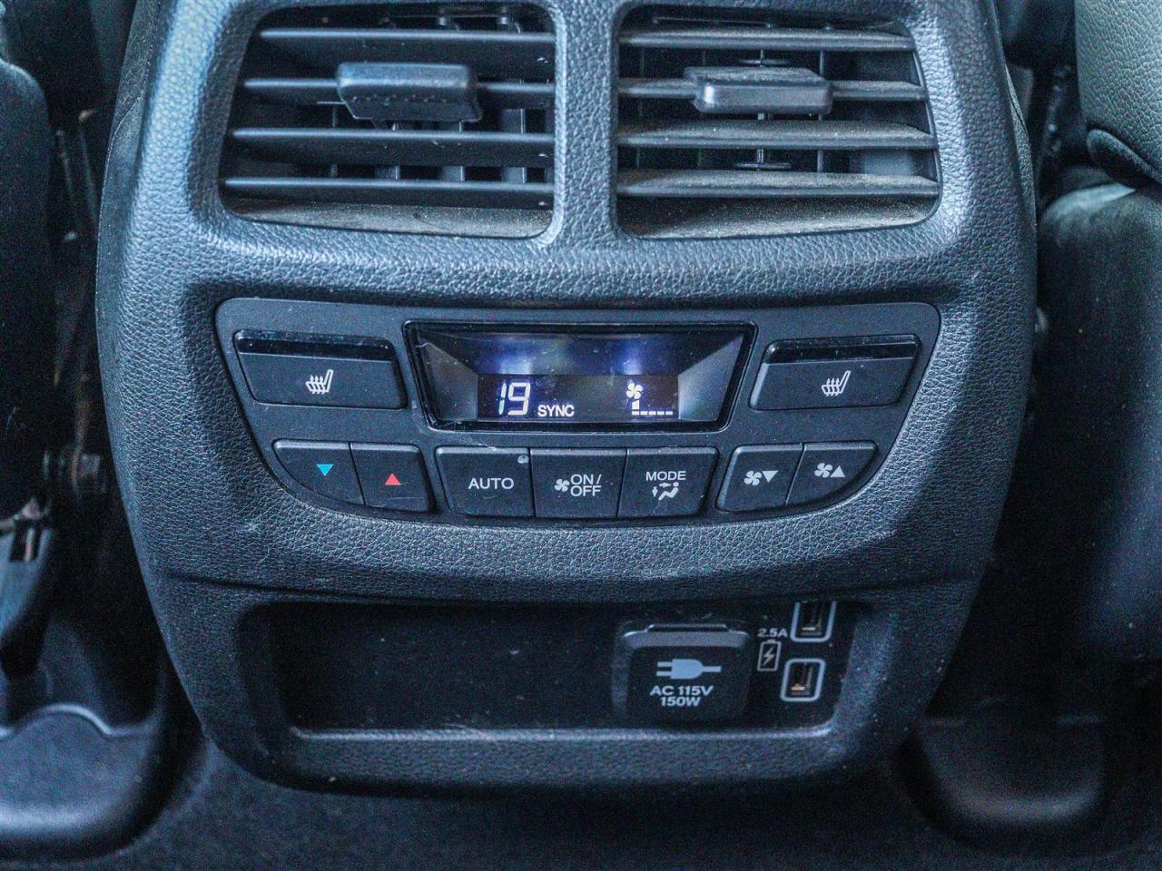 2020 Honda Passport Touring AWD LEATHER NAVI SUNROOF Photo