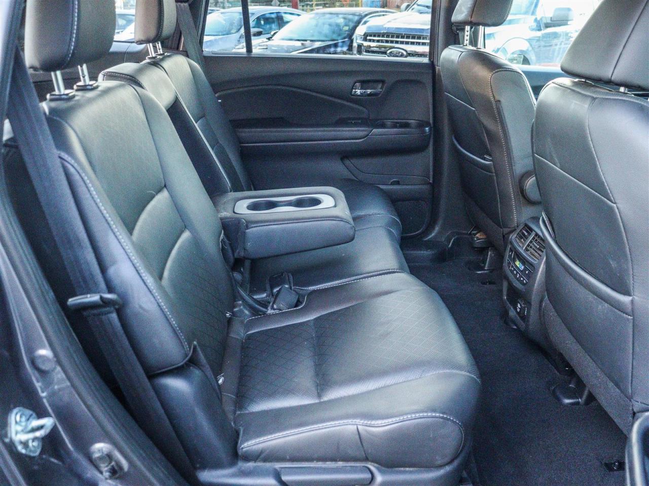 2020 Honda Passport Touring AWD LEATHER NAVI SUNROOF Photo