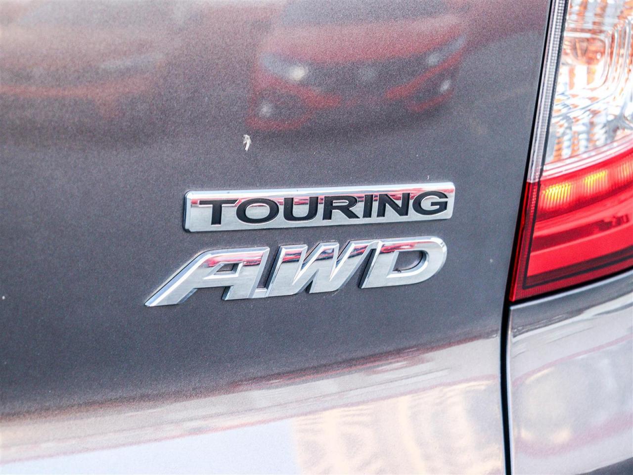 2020 Honda Passport Touring AWD LEATHER NAVI SUNROOF Photo