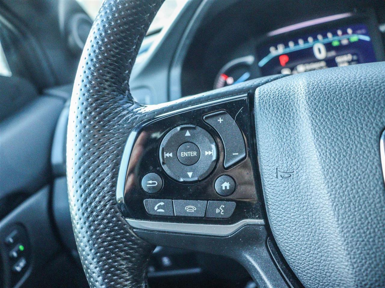 2020 Honda Passport Touring AWD LEATHER NAVI SUNROOF Photo