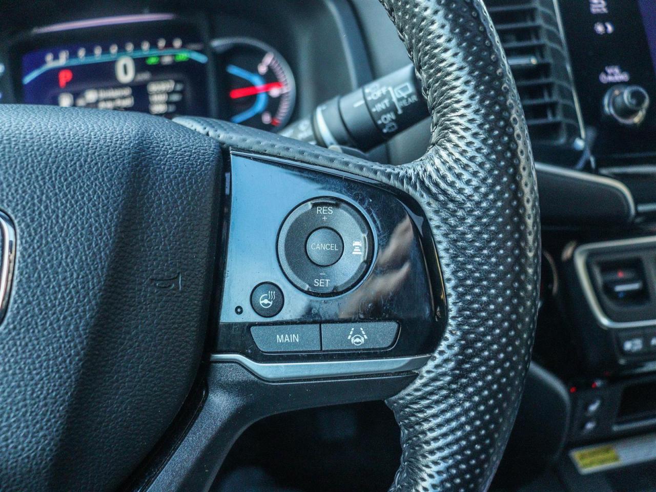 2020 Honda Passport Touring AWD LEATHER NAVI SUNROOF Photo