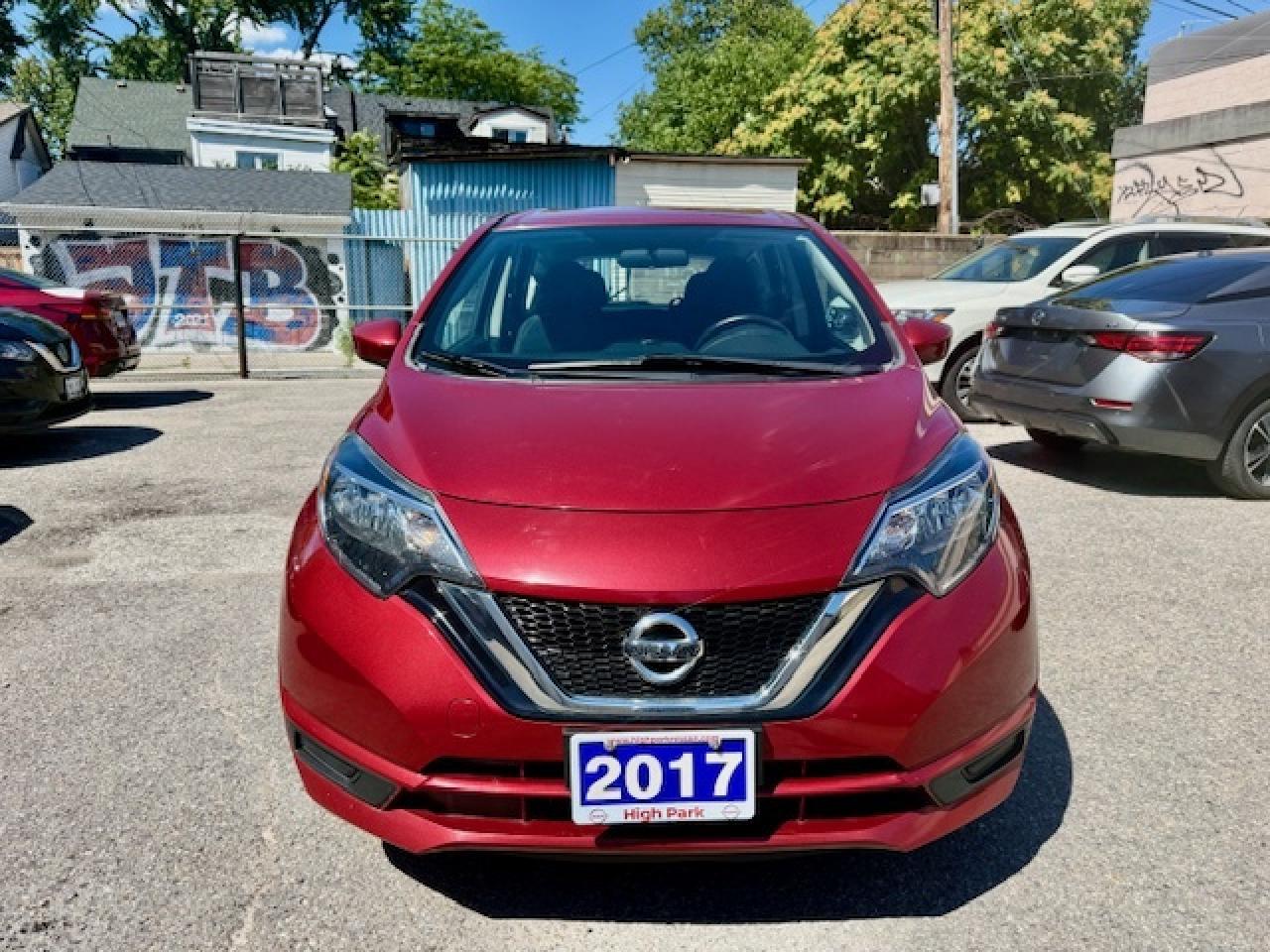 2017 Nissan Versa Note 1.6 SV, H/B, AUTO, BACK UP CAM, HEATED SEATS, XM Photo