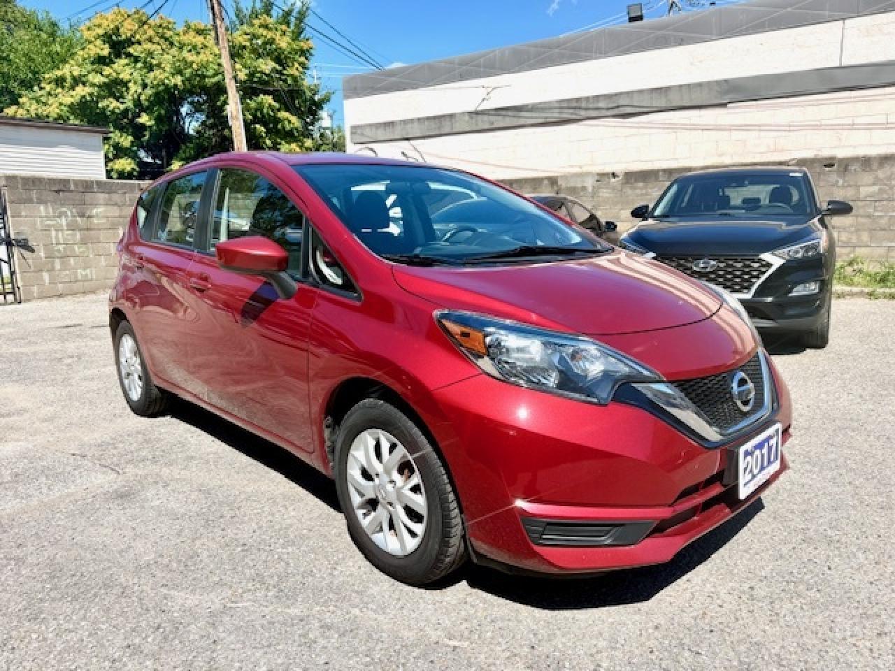 2017 Nissan Versa Note 1.6 SV, H/B, AUTO, BACK UP CAM, HEATED SEATS, XM Photo2