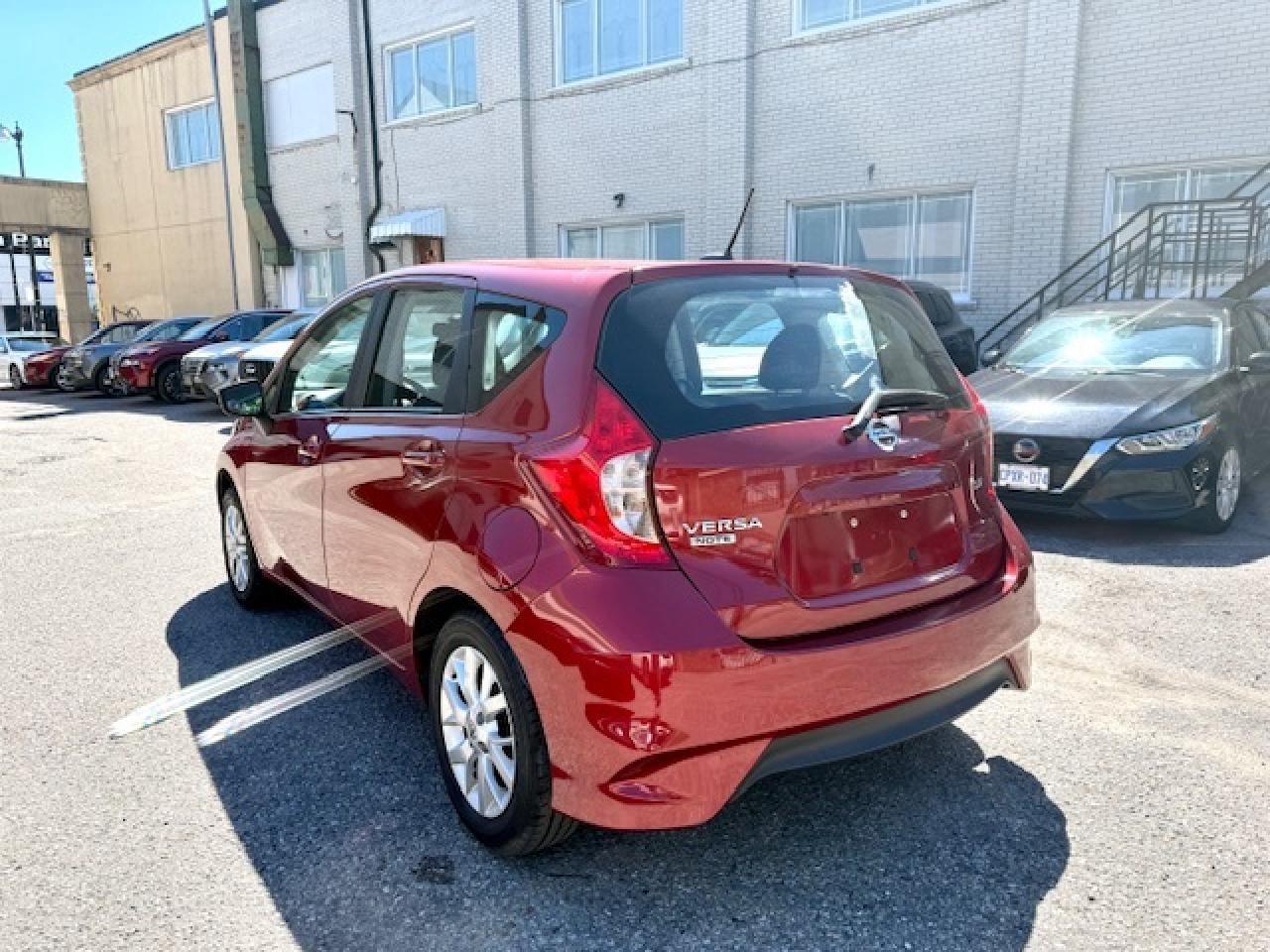 2017 Nissan Versa Note 1.6 SV, H/B, AUTO, BACK UP CAM, HEATED SEATS, XM Photo