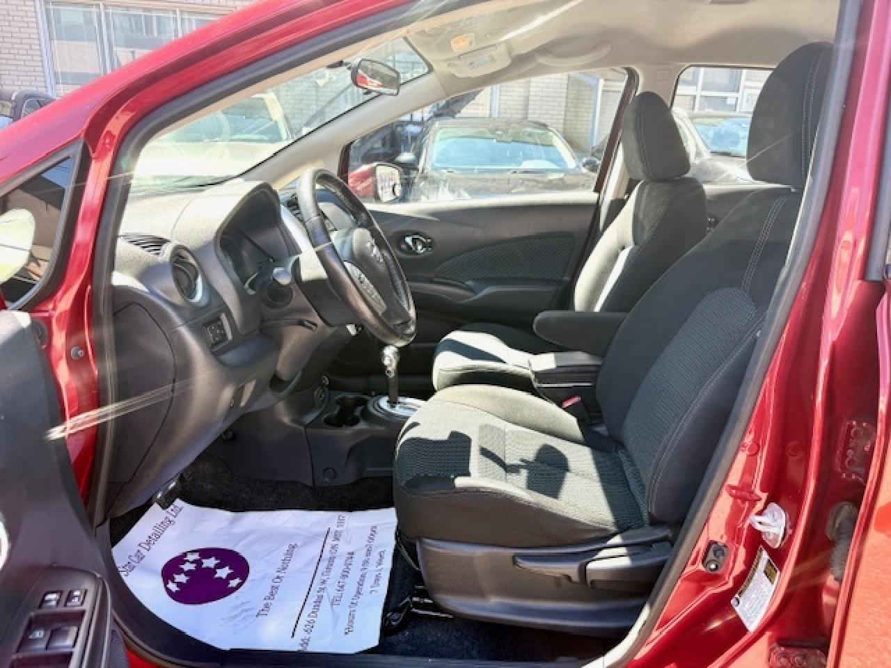 2017 Nissan Versa Note 1.6 SV, H/B, AUTO, BACK UP CAM, HEATED SEATS, XM Photo