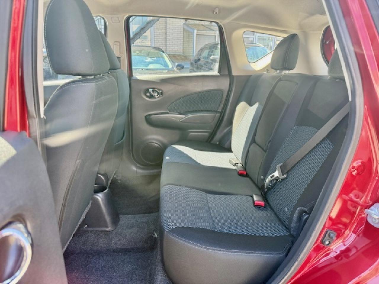 2017 Nissan Versa Note 1.6 SV, H/B, AUTO, BACK UP CAM, HEATED SEATS, XM Photo