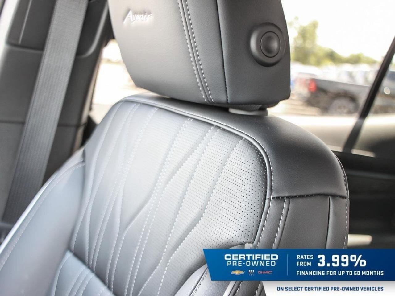 2025 Buick Enclave AvenirAVENIR, AWD, 2.5T, NAV, ROOF, COMPANY CAR! Photo