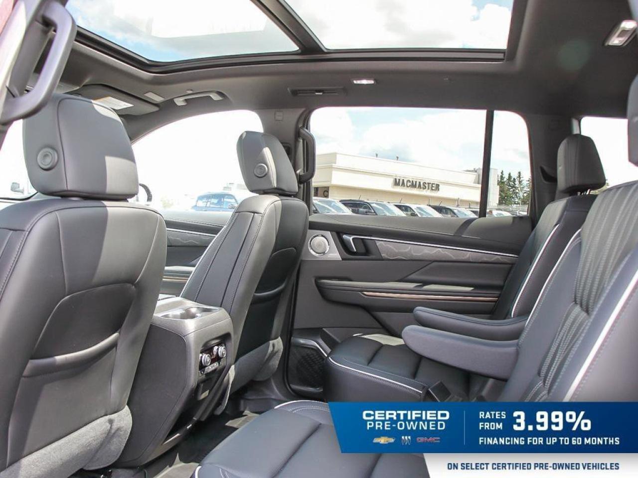 2025 Buick Enclave AvenirAVENIR, AWD, 2.5T, NAV, ROOF, COMPANY CAR! Photo