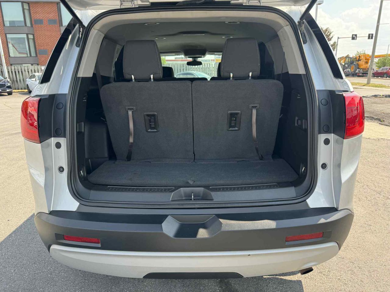 2019 GMC Acadia AWD 8 SEATER Photo
