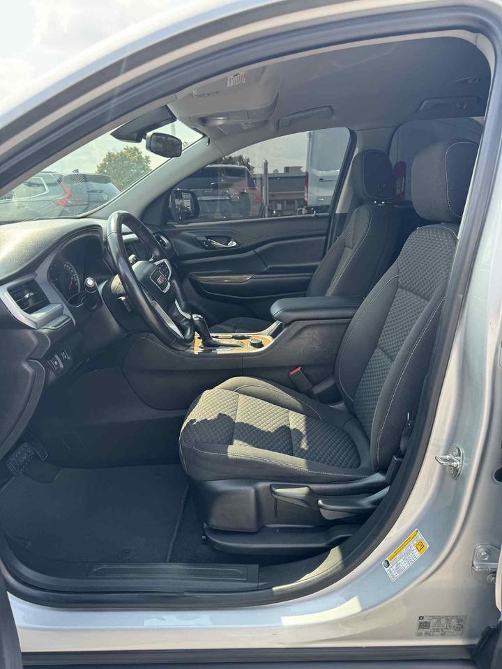 2019 GMC Acadia AWD 7 SEATER Photo