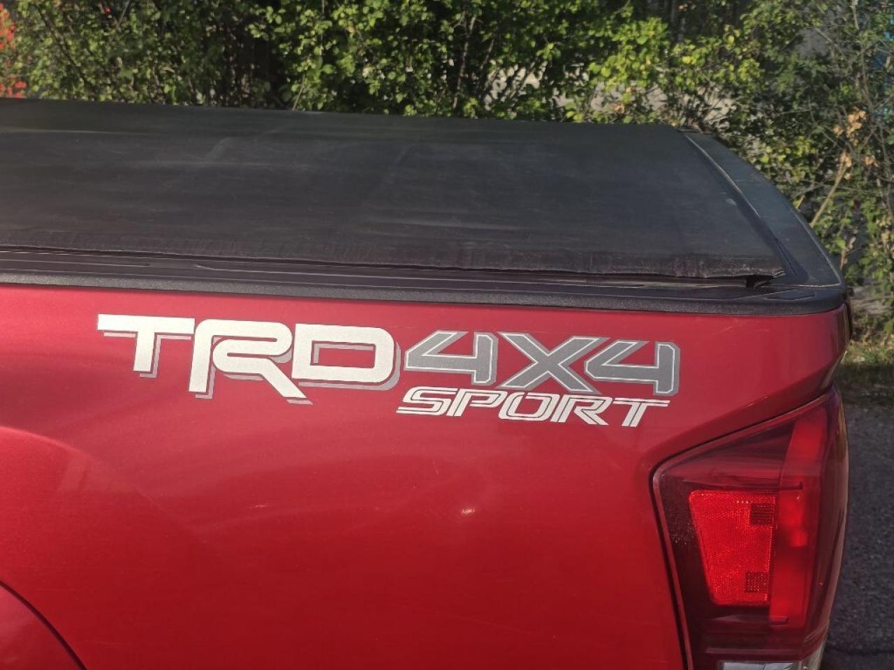 2017 Toyota Tacoma SR V6 4x4 Double Cab 127.4 in. WB Automatic Photo