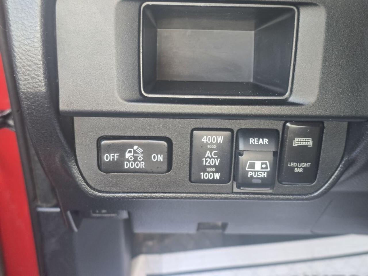 2017 Toyota Tacoma SR V6 4x4 Double Cab 127.4 in. WB Automatic Photo