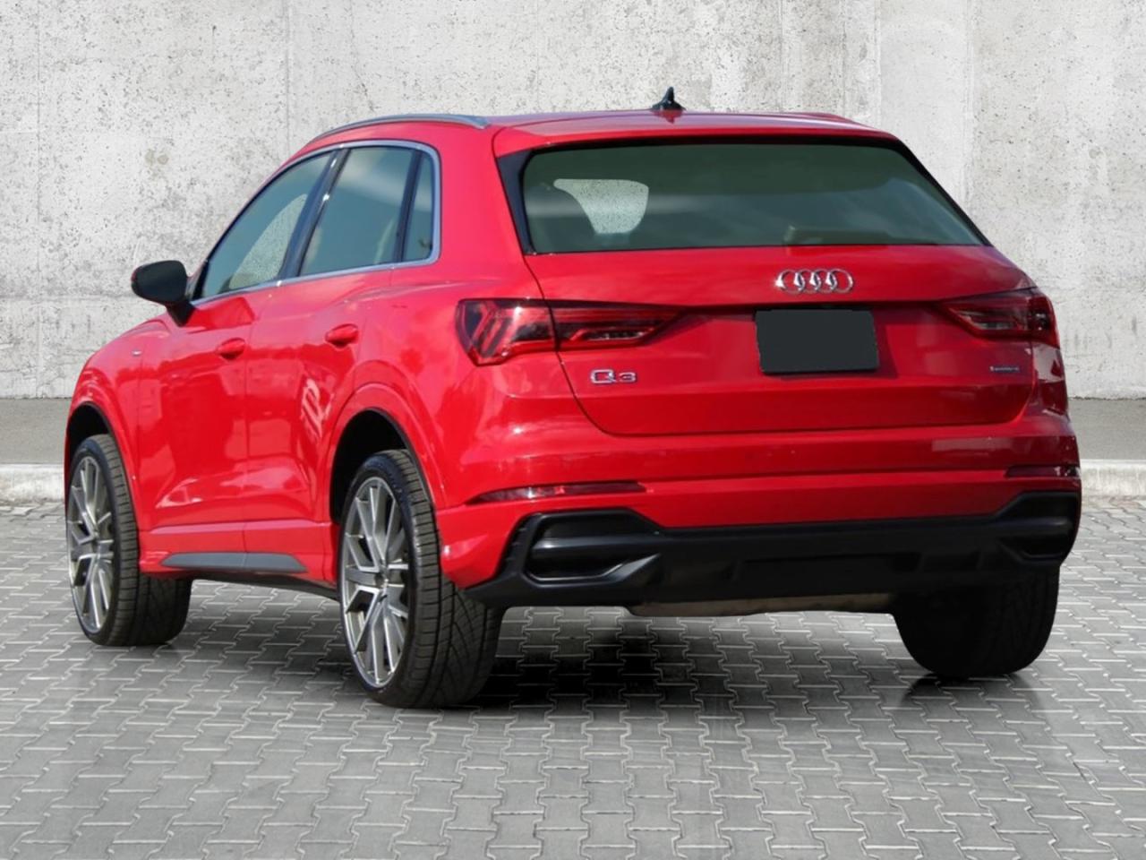2019 Audi Q3 2.0 TFSI Quattro  Gps BkpCam HtdSeats Photo