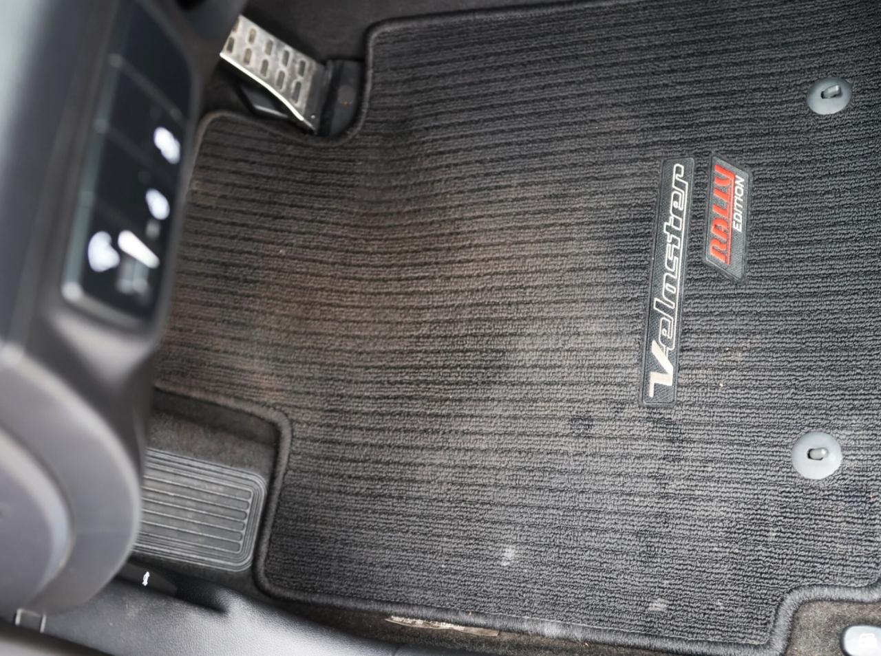 2016 Hyundai Veloster RALLY EDITION-COUPE-6S MANUAL/LEATHER/BACK UP CAM/ Photo