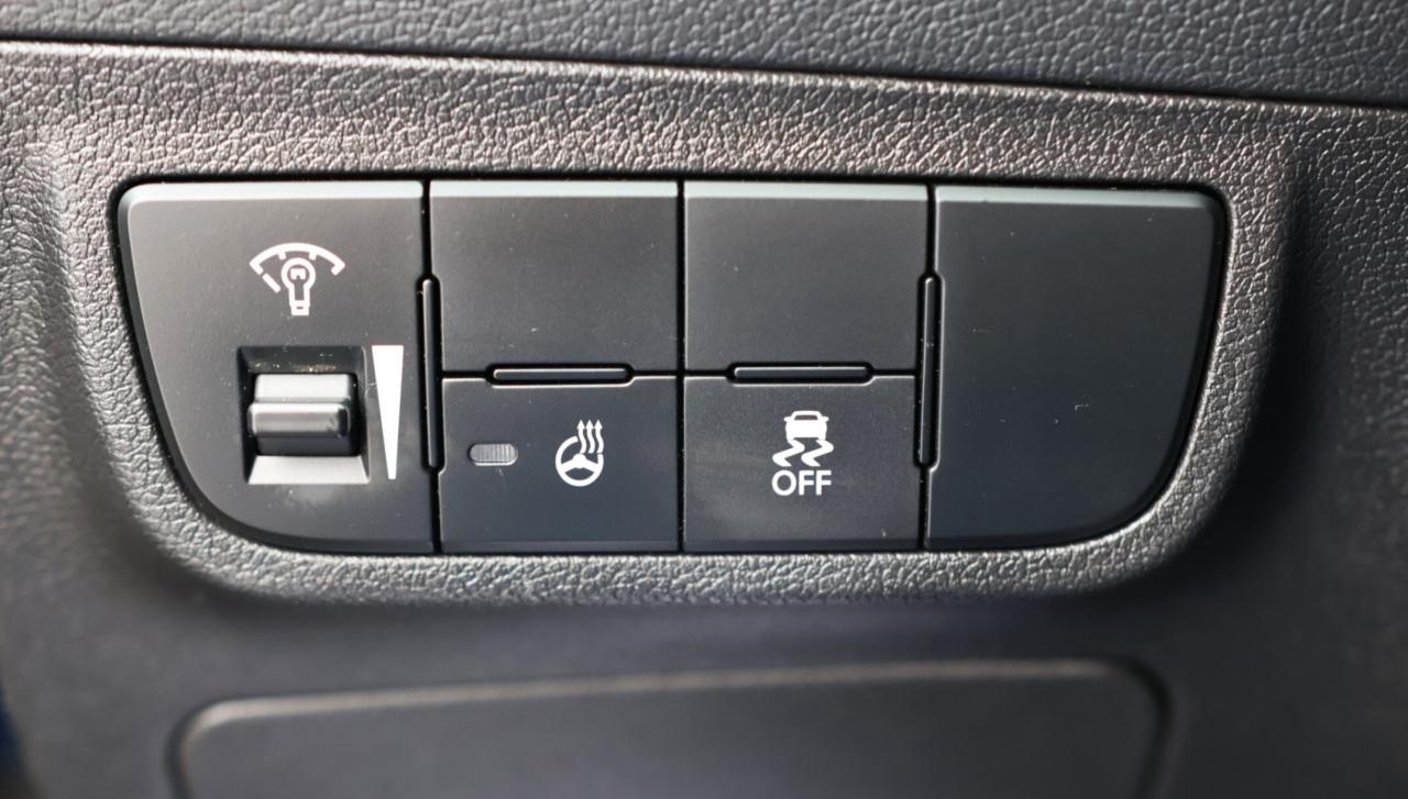 2016 Hyundai Veloster RALLY EDITION-COUPE-6S MANUAL/LEATHER/BACK UP CAM/ Photo